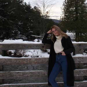 Meet your Posher, Danyka